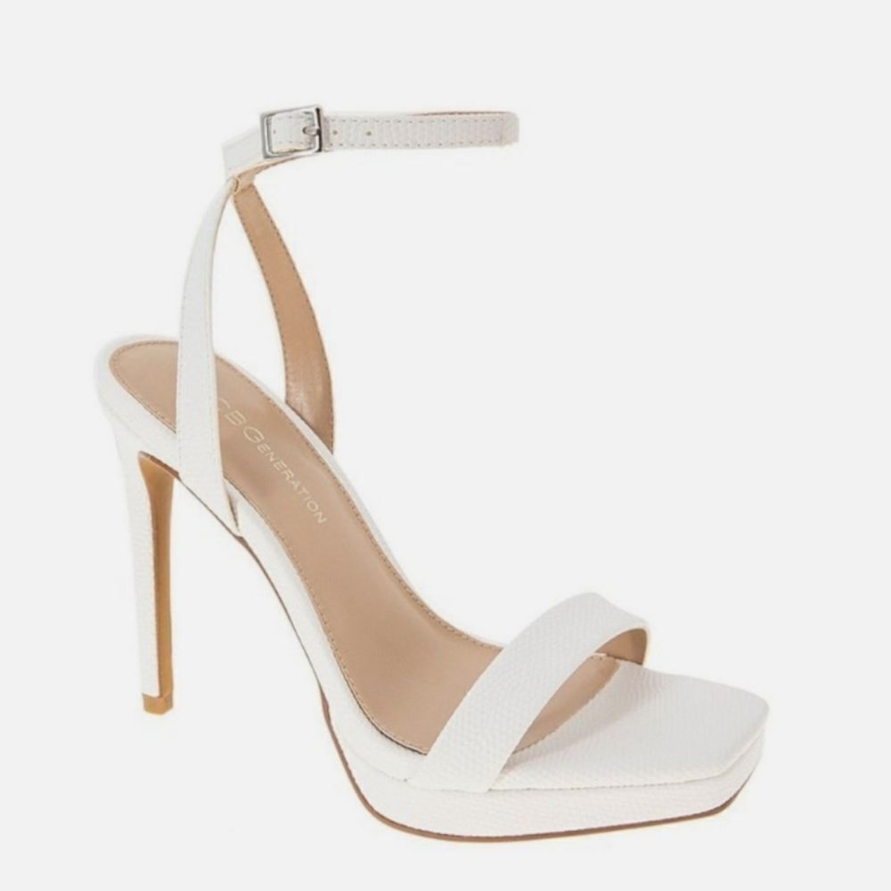 New BCBGENERATION Womens White Lizard Adjustable Ankle Strap Flexible Sandals 10